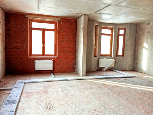 Продам трехкомнатную (3-комн.) квартиру, Радищева ул, 32, Рязань г