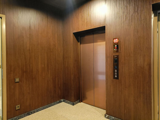 Продам трехкомнатную (3-комн.) квартиру, Радищева ул, 32, Рязань г