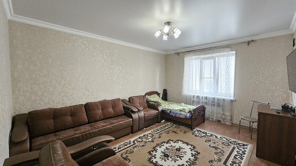 Продам трехкомнатную (3-комн.) квартиру, Маяковского ул, 78, Нальчик г