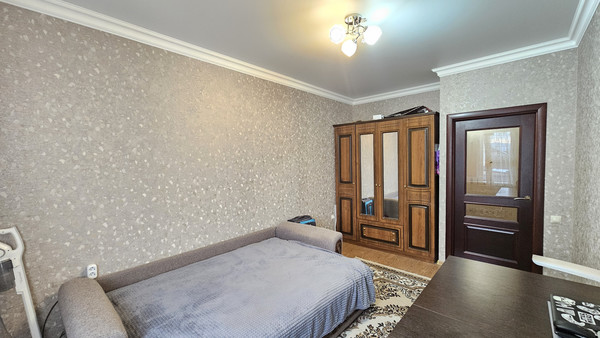 Продам трехкомнатную (3-комн.) квартиру, Маяковского ул, 78, Нальчик г