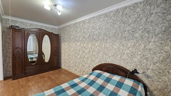 Продам трехкомнатную (3-комн.) квартиру, Маяковского ул, 78, Нальчик г