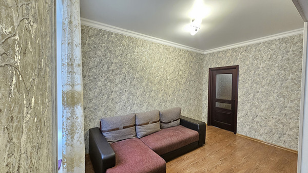 Продам трехкомнатную (3-комн.) квартиру, Маяковского ул, 78, Нальчик г