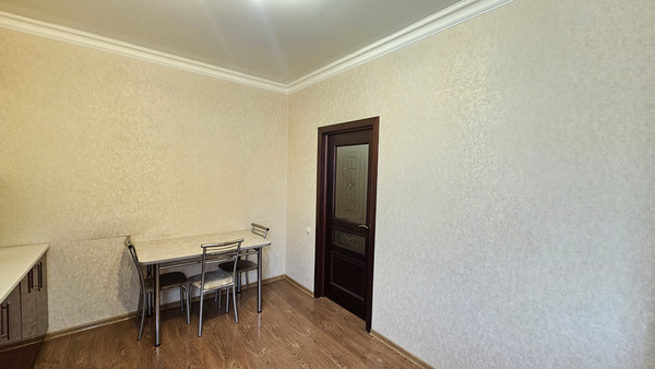 Продам трехкомнатную (3-комн.) квартиру, Маяковского ул, 78, Нальчик г