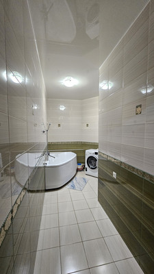 Продам трехкомнатную (3-комн.) квартиру, Маяковского ул, 78, Нальчик г