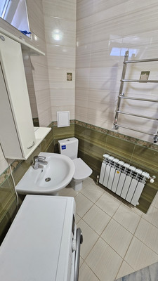 Продам трехкомнатную (3-комн.) квартиру, Маяковского ул, 78, Нальчик г