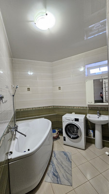 Продам трехкомнатную (3-комн.) квартиру, Маяковского ул, 78, Нальчик г