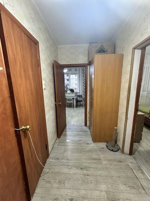 Продам однокомнатную (1-комн.) квартиру, 60 лет Победы ул, 6, Октябрьский рп