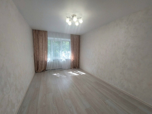 Продам однокомнатную (1-комн.) квартиру, Олимпийский городок мкр, 4к1, Рязань г