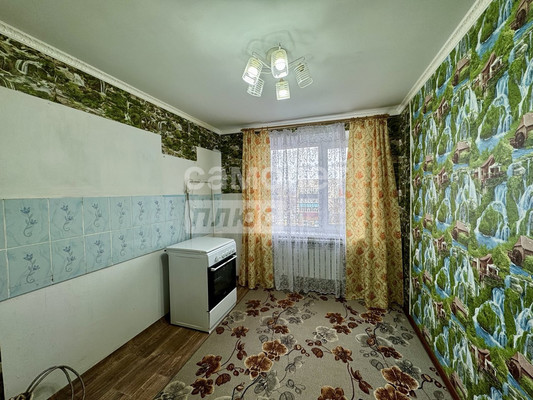 Продам двухкомнатную (2-комн.) квартиру, ПМК-5 мкр, 30, Анастасиевская ст-ца