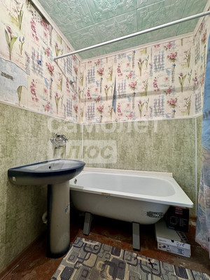 Продам двухкомнатную (2-комн.) квартиру, ПМК-5 мкр, 30, Анастасиевская ст-ца