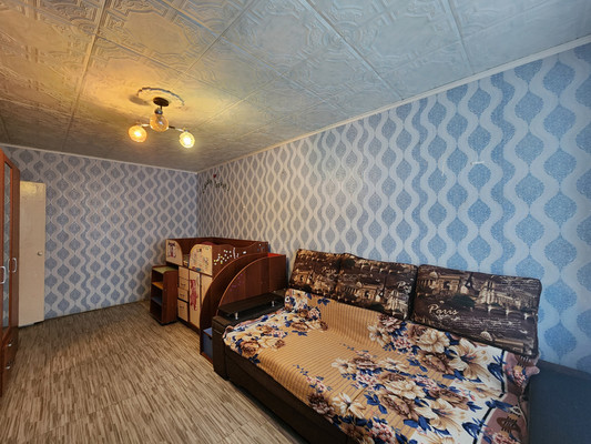 Продам двухкомнатную (2-комн.) квартиру, 5, Большая Вруда д