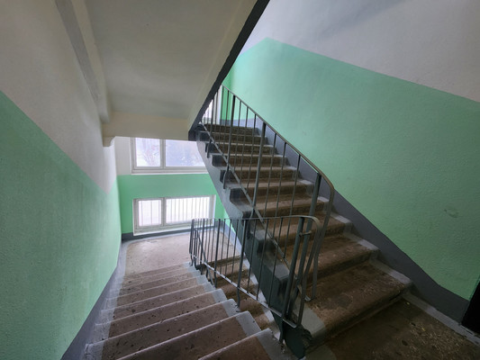 Продам двухкомнатную (2-комн.) квартиру, 5, Большая Вруда д