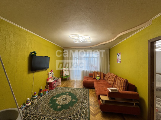 Продам многокомнатную квартиру, Батарейная ул, 384ка, Славянск-на-Кубани г