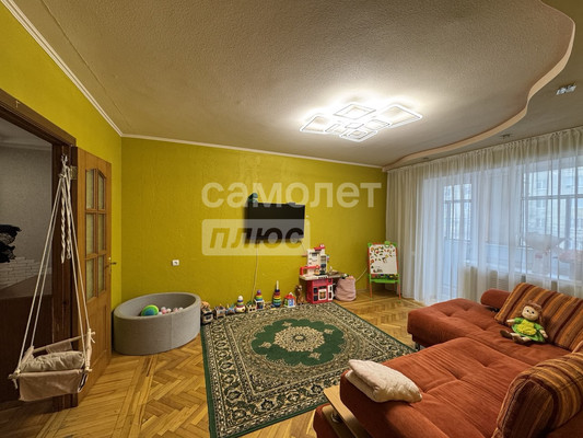 Продам многокомнатную квартиру, Батарейная ул, 384ка, Славянск-на-Кубани г