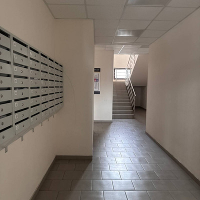 Продам однокомнатную (1-комн.) квартиру, Ковыльная ул, 96, Симферополь г