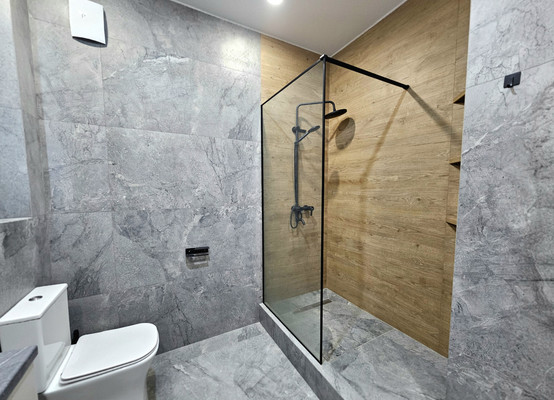 Продам коттедж, Восточная ул, 82, Ханты-Мансийск г, 0 км от города