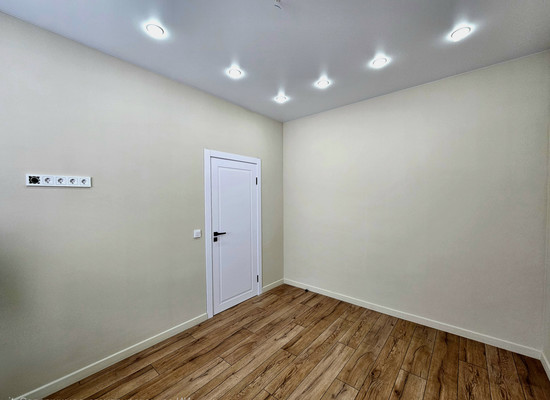 Продам коттедж, Восточная ул, 82, Ханты-Мансийск г, 0 км от города