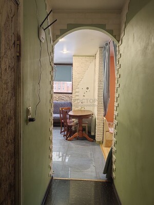 Продам однокомнатную (1-комн.) квартиру, Солнечный б-р, 4, Лопатино рп