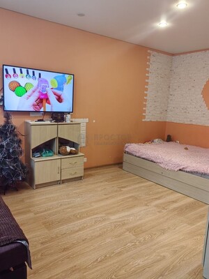 Продам однокомнатную (1-комн.) квартиру, Солнечный б-р, 4, Лопатино рп