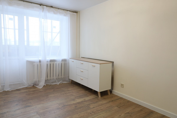 Продам многокомнатную квартиру, Нехинская ул, 28, Великий Новгород г