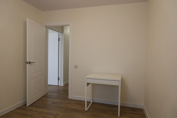 Продам многокомнатную квартиру, Нехинская ул, 28, Великий Новгород г