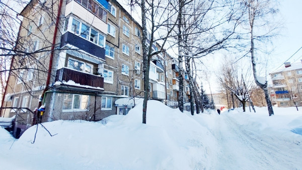 Продам однокомнатную (1-комн.) квартиру, Кирпичная ул, 3, Казань г