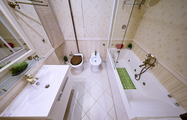 Продам трехкомнатную (3-комн.) квартиру, Ленинский пр-кт, 114А, Санкт-Петербург г