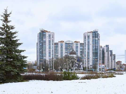 Продам трехкомнатную (3-комн.) квартиру, Ленинский пр-кт, 114А, Санкт-Петербург г