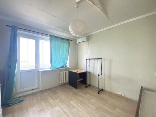 Продам однокомнатную (1-комн.) квартиру, Мильчакова ул, 43к166, Ростов-на-Дону г