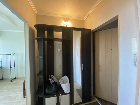 Продам однокомнатную (1-комн.) квартиру, Мильчакова ул, 43к166, Ростов-на-Дону г