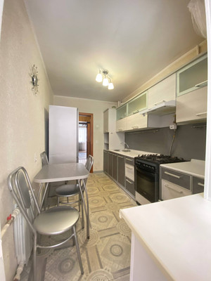 Продам трехкомнатную (3-комн.) квартиру, Первомайская ул, 79, Йошкар-Ола г