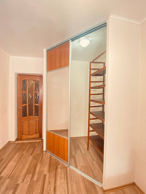 Продам трехкомнатную (3-комн.) квартиру, Первомайская ул, 79, Йошкар-Ола г