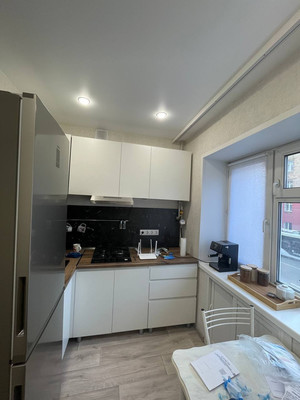 Продам двухкомнатную (2-комн.) квартиру, Ленина/Парижской Коммуны ул, 29/30, Красноярск г