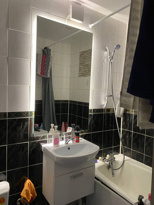 Продам двухкомнатную (2-комн.) квартиру, Ленина/Парижской Коммуны ул, 29/30, Красноярск г