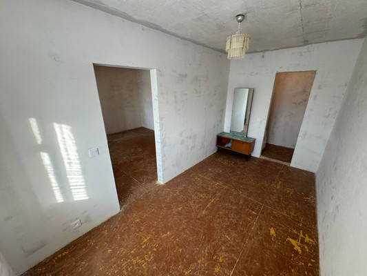 Продам двухкомнатную (2-комн.) квартиру, Щорса ул, 83, Комсомольск-на-Амуре г