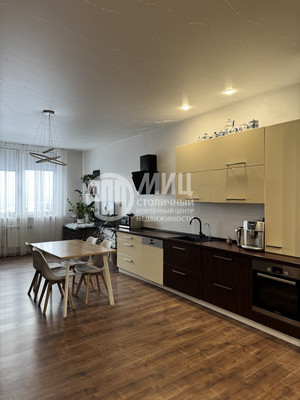 Продам трехкомнатную (3-комн.) квартиру, Чкалова ул, 2, Ильинский рп