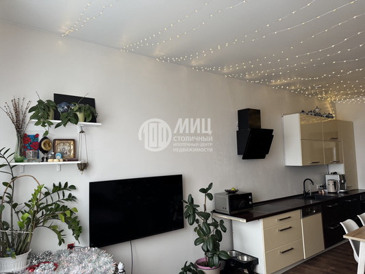 Продам трехкомнатную (3-комн.) квартиру, Чкалова ул, 2, Ильинский рп