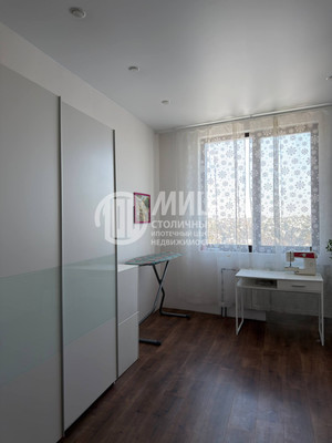 Продам трехкомнатную (3-комн.) квартиру, Чкалова ул, 2, Ильинский рп