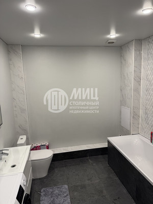 Продам трехкомнатную (3-комн.) квартиру, Чкалова ул, 2, Ильинский рп