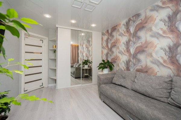 Продам двухкомнатную (2-комн.) квартиру, Баррикад ул, 54к, Иркутск г