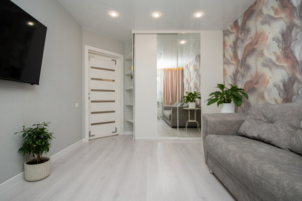 Продам двухкомнатную (2-комн.) квартиру, Баррикад ул, 54к, Иркутск г