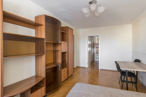 Продам трехкомнатную (3-комн.) квартиру, Максима Горького ул, 202, Ростов-на-Дону г