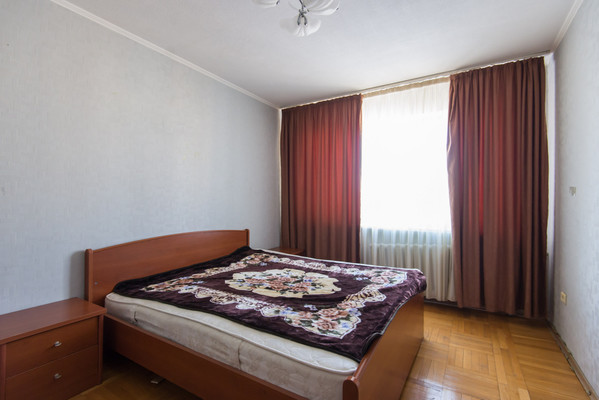 Продам трехкомнатную (3-комн.) квартиру, Максима Горького ул, 202, Ростов-на-Дону г