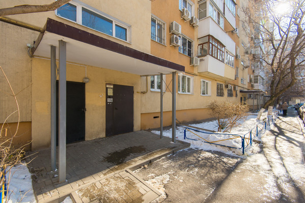 Продам трехкомнатную (3-комн.) квартиру, Максима Горького ул, 202, Ростов-на-Дону г