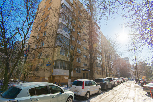 Продам трехкомнатную (3-комн.) квартиру, Максима Горького ул, 202, Ростов-на-Дону г