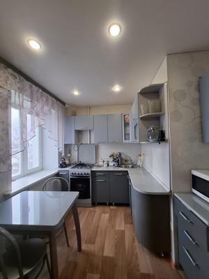 Продам двухкомнатную (2-комн.) квартиру, Ленина пр-кт, 41, Октябрьский г