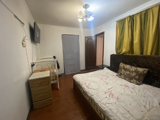 Продам трехкомнатную (3-комн.) квартиру, Шаумяна ул, 10, Туапсе г