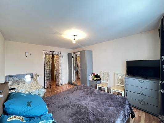 Продам двухкомнатную (2-комн.) квартиру, Нарткалинское ш, 150, Адиюх пгт