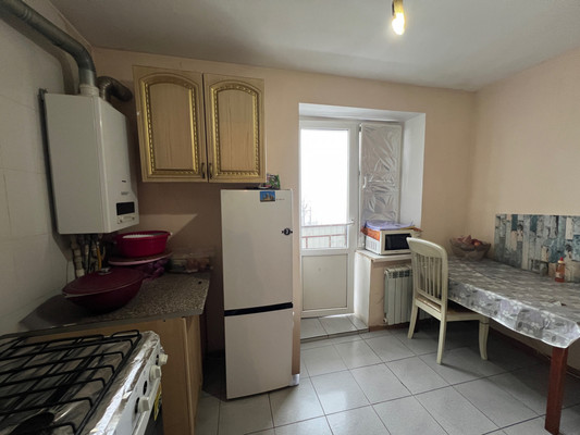 Продам двухкомнатную (2-комн.) квартиру, Нарткалинское ш, 150, Адиюх пгт