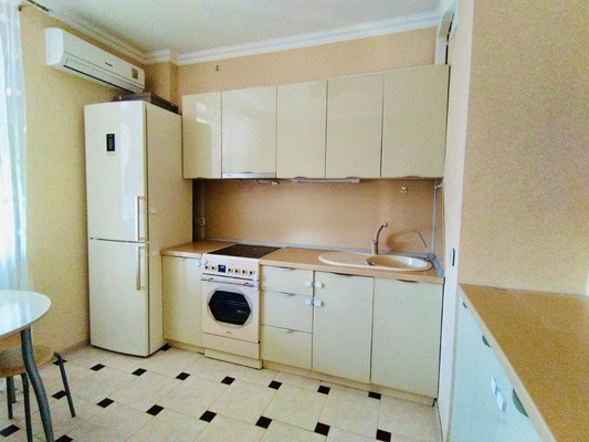 Продам однокомнатную (1-комн.) квартиру, Салютина пер, 2, Ростов-на-Дону г